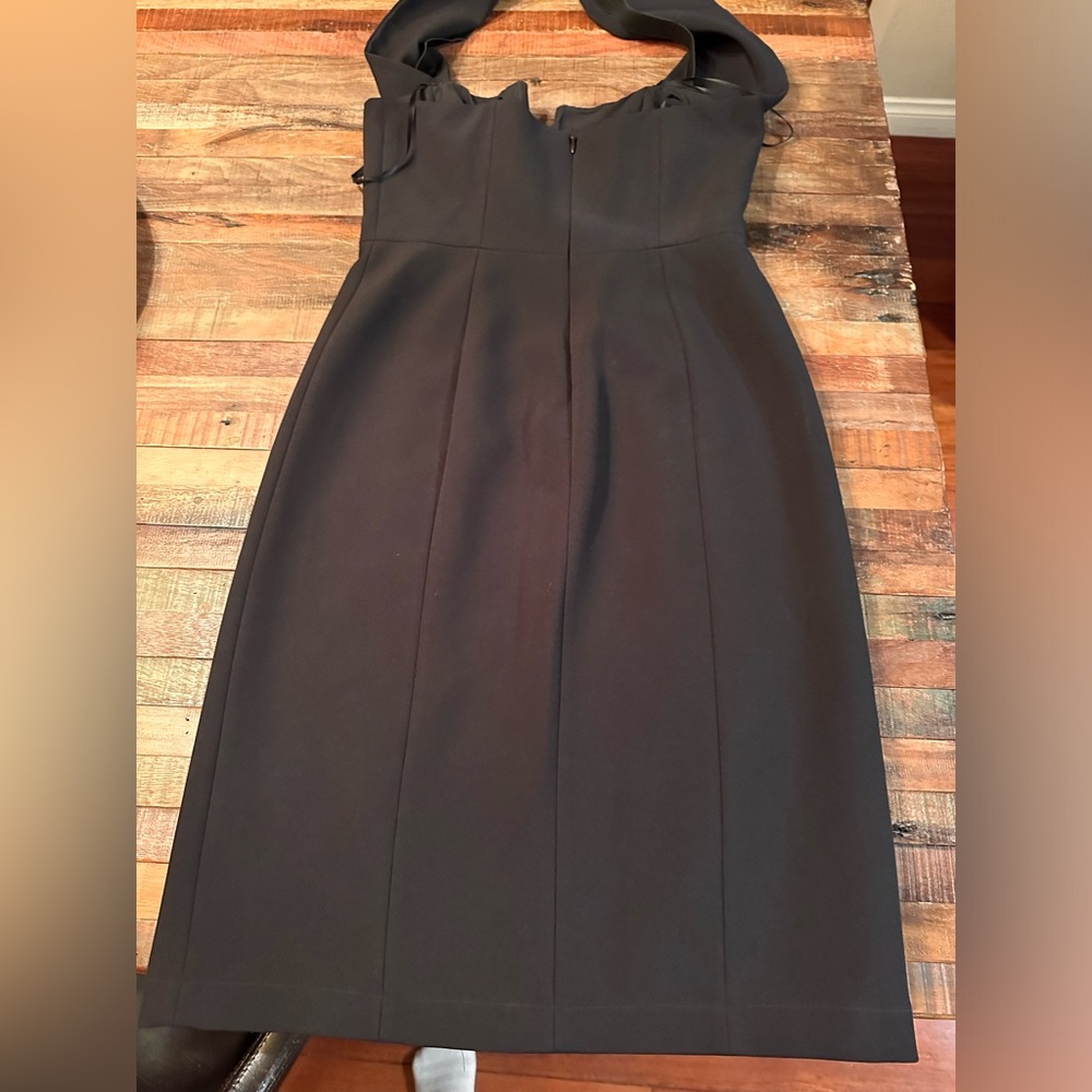 Beautiful dress with tags - Picture 2 of 5